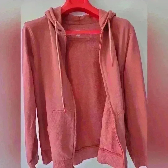 2 FOR $40 IZOD men's pink hoodie. Never worn, size small. - Picture 6 of 6